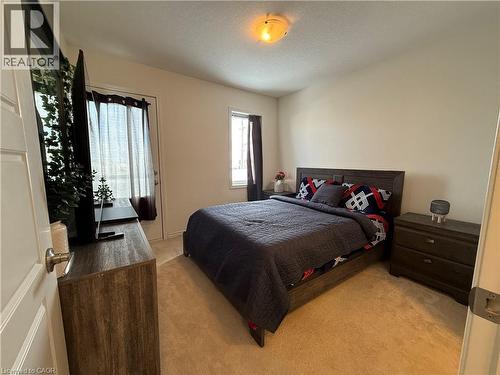 922 Apple Hill Lane, Kitchener, ON - Indoor Photo Showing Bedroom