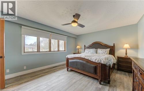 Primary bedroom - 449 Greenfield Avenue, Kitchener, ON - Indoor Photo Showing Bedroom
