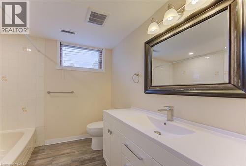 Basement bathroom - 449 Greenfield Avenue, Kitchener, ON - Indoor Photo Showing Bathroom