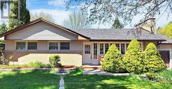 49 DON MOR DRIVE Newmarket, ON L3Y 1G8