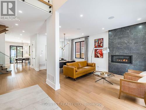 402 Niar Avenue, Mississauga, ON - Indoor Photo Showing Other Room With Fireplace