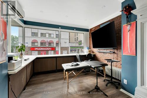 156 James Street S, Hamilton, ON 