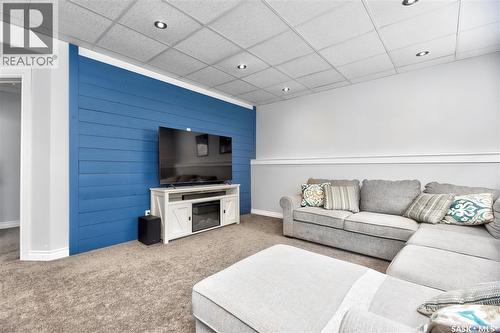 4 Guy Drive, Prince Albert, SK - Indoor Photo Showing Living Room