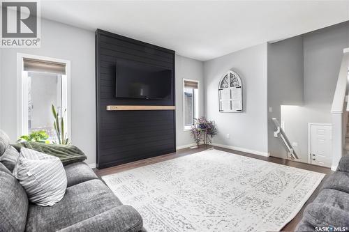 4 Guy Drive, Prince Albert, SK - Indoor Photo Showing Living Room