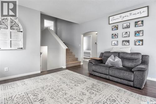4 Guy Drive, Prince Albert, SK - Indoor Photo Showing Living Room