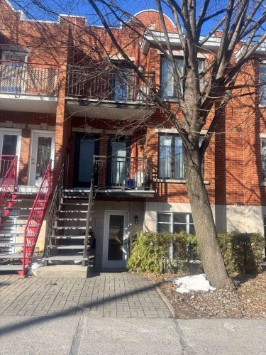 533 Av. Meese  Montréal (Mercier/Hochelaga-Maisonneuve), QC H1L 4G6