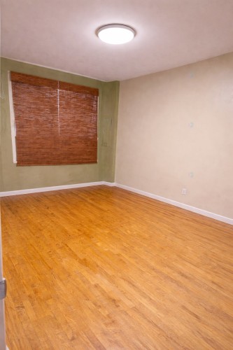 Chambre à coucher - 533 Av. Meese, Montréal (Mercier/Hochelaga-Maisonneuve), QC - Indoor Photo Showing Other Room