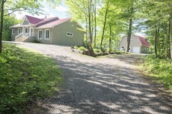 862 Ch. Abercrombie  Sainte-Sophie, QC J5J 2R5