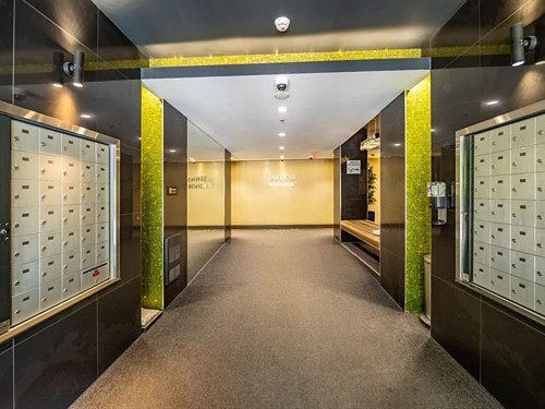 Hall d'entrée/Vestibule - 1406-1280 Rue St-Jacques, Montréal (Ville-Marie), QC - Indoor Photo Showing Other Room