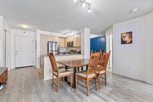 Salle à manger - 1406-1280 Rue St-Jacques, Montréal (Ville-Marie), QC - Indoor Photo Showing Dining Room