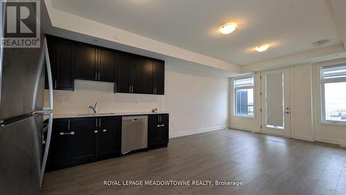319 - 755 Omega Drive, Pickering, ON - Indoor Photo Showing Kitchen With Double Sink