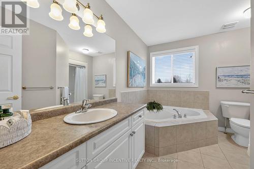 60 O'Neill Circle, Springwater, ON - Indoor Photo Showing Bathroom