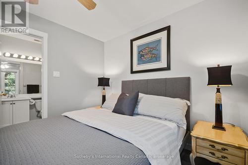 331 Mariners Way, Collingwood, ON - Indoor Photo Showing Bedroom