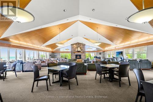 331 Mariners Way, Collingwood, ON - Indoor Photo Showing Dining Room
