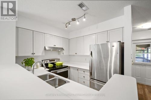 331 Mariners Way, Collingwood, ON - Indoor Photo Showing Kitchen With Stainless Steel Kitchen With Double Sink With Upgraded Kitchen
