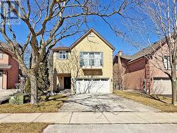140 ROMAIN CRESCENT Oakville, ON L6H 5A6