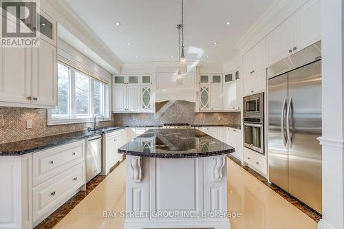 39 Foxwarren Drive, Toronto, ON - Indoor Photo Showing Kitchen With Upgraded Kitchen