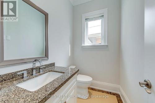 39 Foxwarren Drive, Toronto, ON - Indoor Photo Showing Bathroom