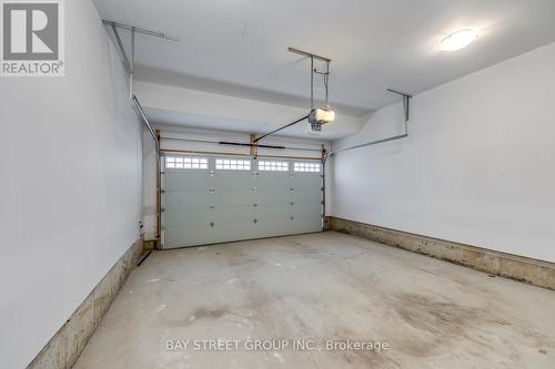39 Foxwarren Drive, Toronto, ON - Indoor Photo Showing Garage