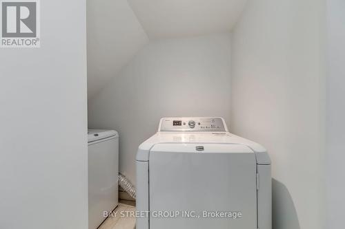 39 Foxwarren Drive, Toronto, ON - Indoor Photo Showing Laundry Room