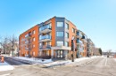 Entry - 305-375 Boul. Décarie, Montréal (Saint-Laurent), QC  - Outdoor With Balcony With Facade 