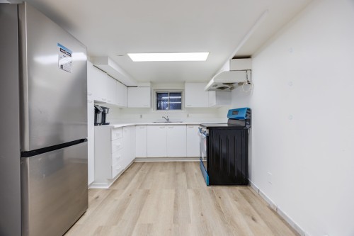 Cuisine - 9153 Av. Millen, Montréal (Ahuntsic-Cartierville), QC - Indoor Photo Showing Kitchen