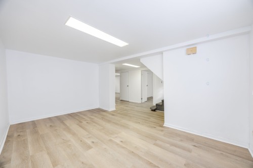 Salon - 9153 Av. Millen, Montréal (Ahuntsic-Cartierville), QC - Indoor Photo Showing Other Room