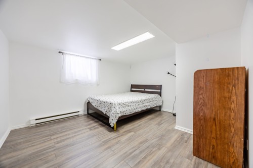 Chambre à coucher principale - 9153 Av. Millen, Montréal (Ahuntsic-Cartierville), QC - Indoor Photo Showing Bedroom