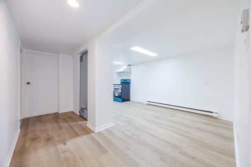 Salle à manger - 9153 Av. Millen, Montréal (Ahuntsic-Cartierville), QC - Indoor Photo Showing Other Room