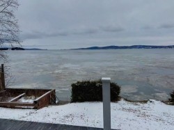 Vue sur l'eau - 