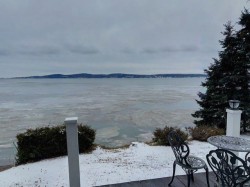 Vue sur l'eau - 