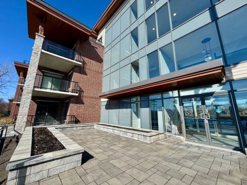 Entry - 101-79 Av. Elm, Beaconsfield, QC - Outdoor