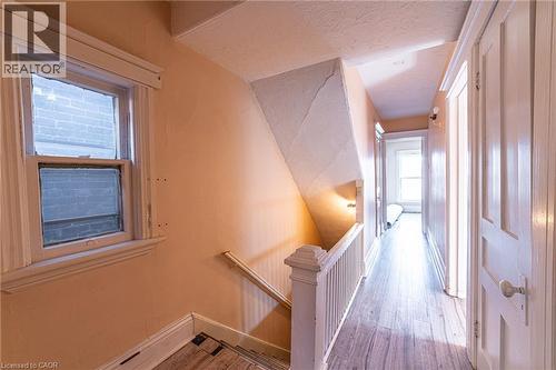 35 Sherman Avenue N, Hamilton, ON - Indoor Photo Showing Other Room