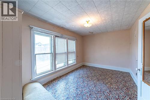 35 Sherman Avenue N, Hamilton, ON - Indoor Photo Showing Other Room