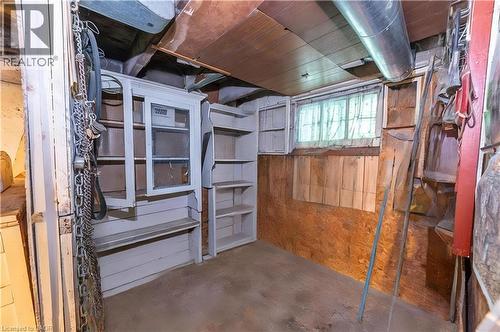 35 Sherman Avenue N, Hamilton, ON - Indoor