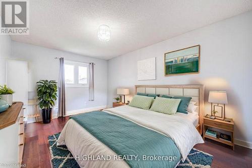 4781 Crystal Rose Drive, Mississauga, ON - Indoor Photo Showing Bedroom