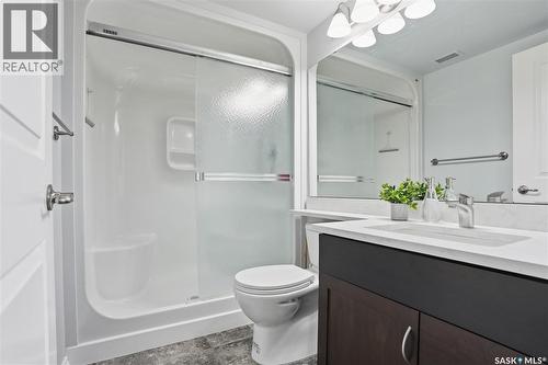 702 902 Spadina Crescent E, Saskatoon, SK - Indoor Photo Showing Bathroom