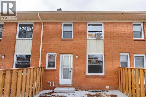 834 Exmouth STREET Unit# 23  Sarnia, ON N7T 5R2