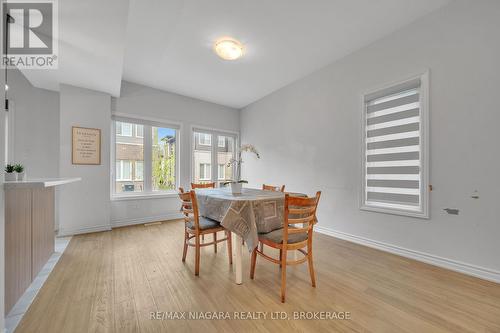 120 Renfrew Trail, Welland (N. Welland), ON - Indoor Photo Showing Dining Room
