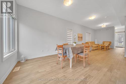 120 Renfrew Trail, Welland (N. Welland), ON - Indoor Photo Showing Dining Room