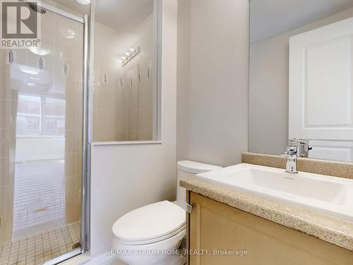 18 Teasel Way, Markham, ON - Indoor Photo Showing Bathroom
