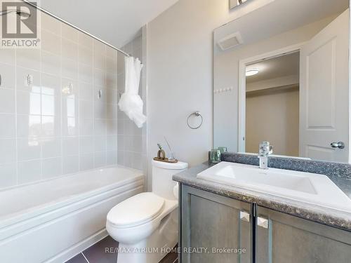18 Teasel Way, Markham, ON - Indoor Photo Showing Bathroom