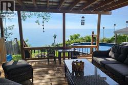 16 WILCOX Drive Peacock Point, ON N0A 1L0