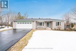 10 WILLIAM STREET  Oro-Medonte, ON L0L 2L0