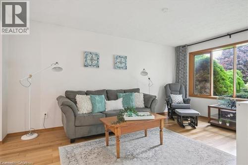 Living area with light wood-style floors - 47 Claycroft Crescent Unit# Upper, Kitchener, ON - Indoor Photo Showing Living Room