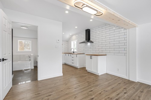 Cuisine - 5 Rue Beaulne, Waterloo, QC - Indoor