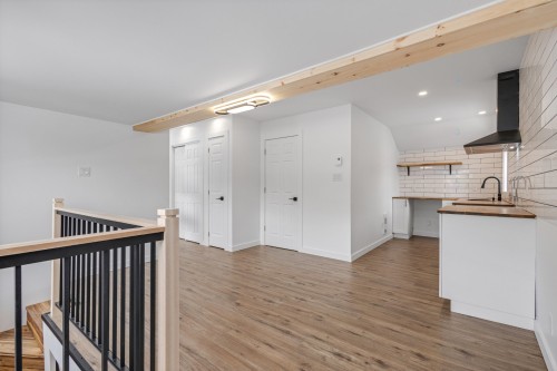 Vue d'ensemble - 5 Rue Beaulne, Waterloo, QC - Indoor Photo Showing Other Room