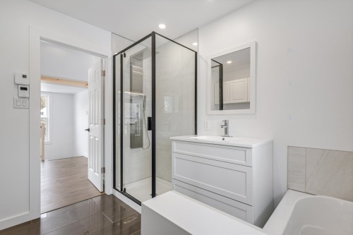 Salle de bains - 5 Rue Beaulne, Waterloo, QC - Indoor Photo Showing Bathroom