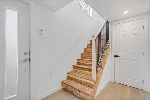Escalier - 5 Rue Beaulne, Waterloo, QC - Indoor Photo Showing Other Room