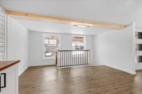 Salle à manger - 5 Rue Beaulne, Waterloo, QC - Indoor Photo Showing Other Room